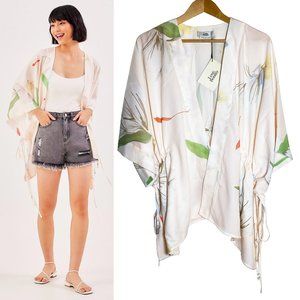 NEW Love, Bonita Rael Kimono in Floral Azalea Romance Size S